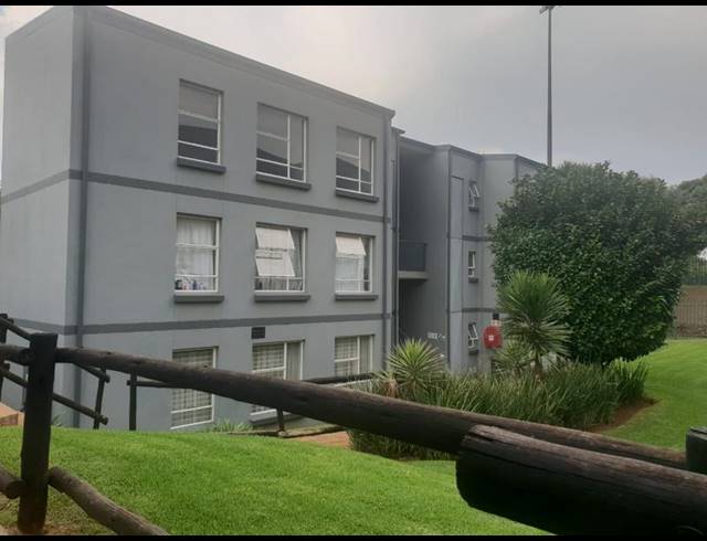 3 BEDROOM APARTMENT FOR SALE IN WESTDENE